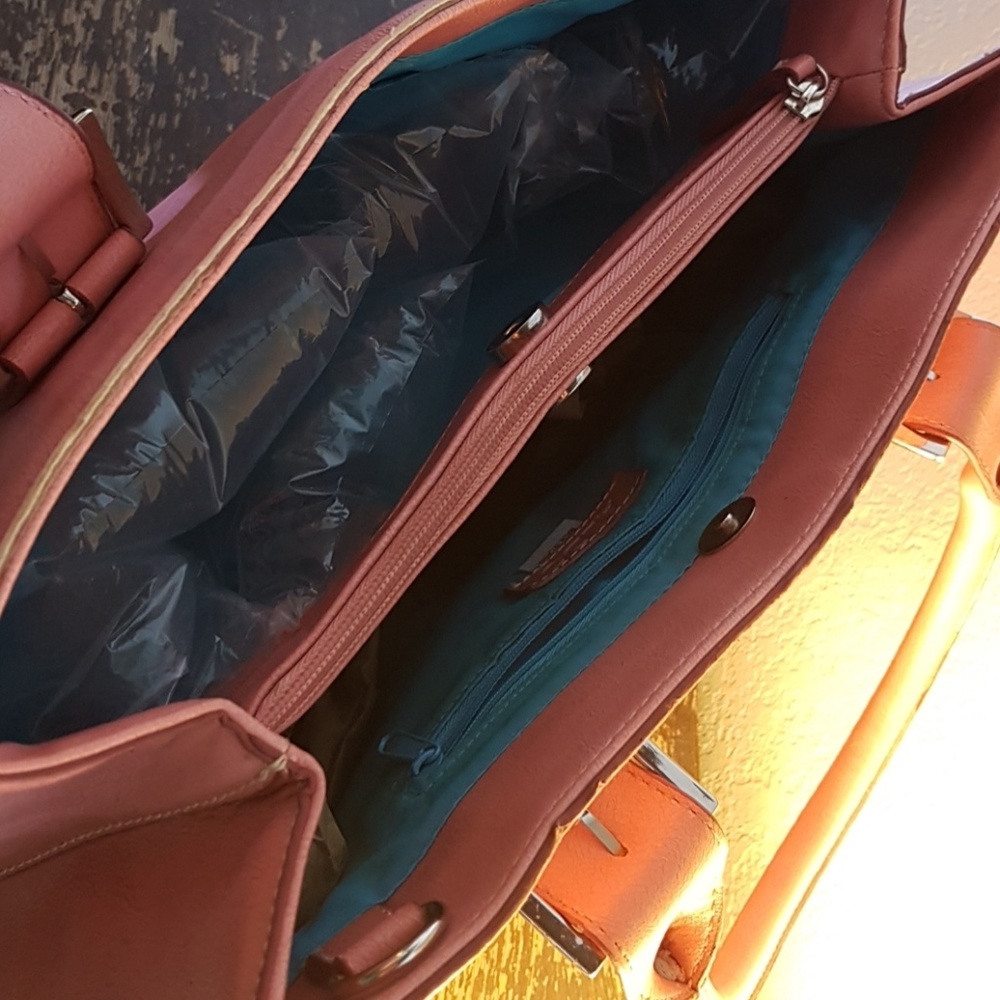 pink ALDO handbag - Picture 2 of 5